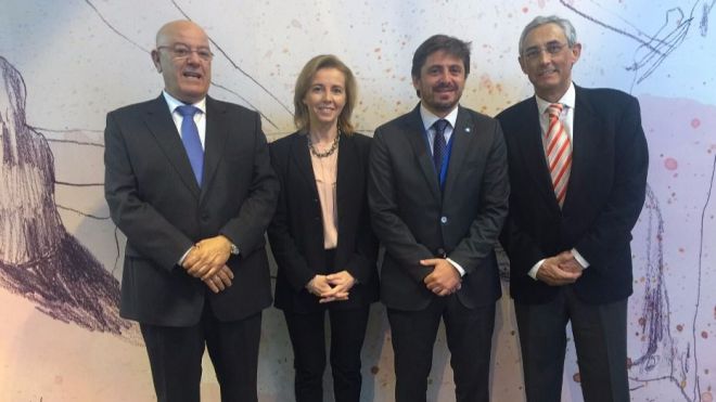 Antonio Hormiga (Asofuer), Susana Pérez (Asolan), Jorge Marichal (Ashotel) y Fernando Fraile (FEHT)