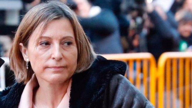 Prisión eludible bajo fianza de 150.000 euros para Forcadell