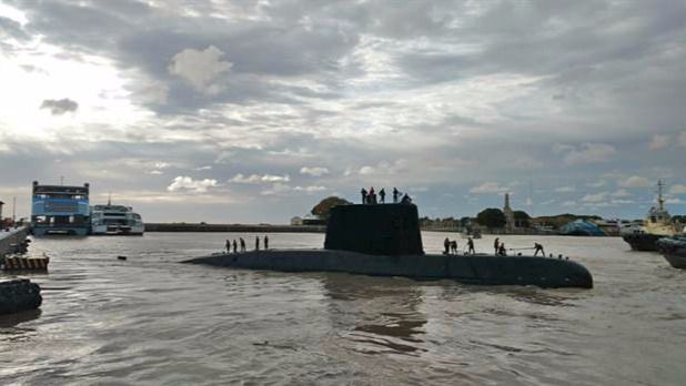 La Armada de Argentina confirma una explosión en el submarino desaparecido