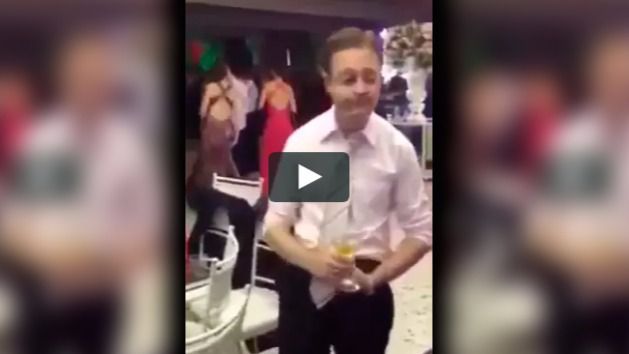 Lo que no debe hacerse en una cena de empresa