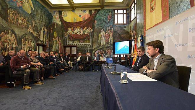El Ejecutivo expone a Cabildo y municipios los objetivos de los fondos IGTE