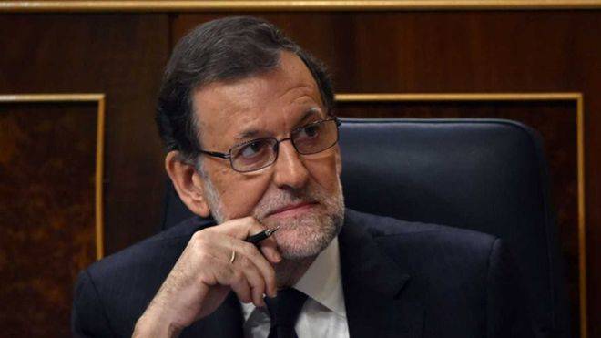 Rajoy plantea que el salario mínimo suba un 4 por ciento en 2018, hasta 735,90 euros