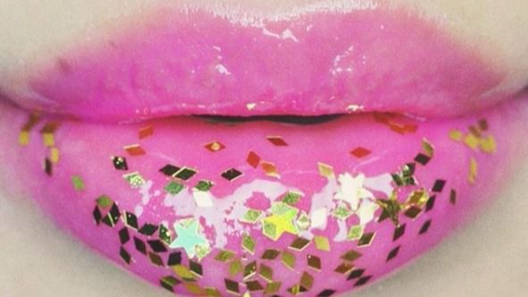 Estas Navidades: labios con lentejuelas