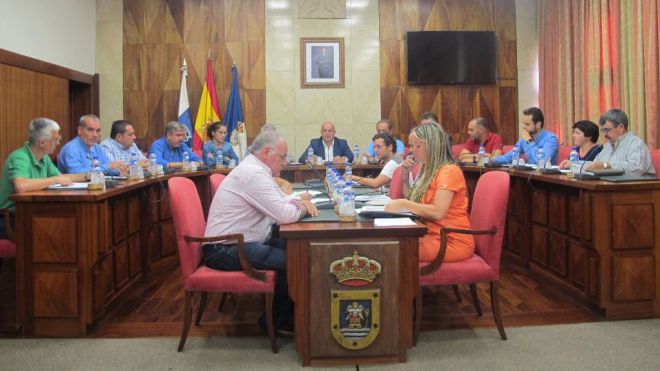 La Palma destinará 10,8 millones a obras y servicios en la Isla entre 2016 y 2019