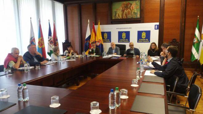 Gran Canaria, único cabildo que se opone a la ley del suelo en el Parlamento