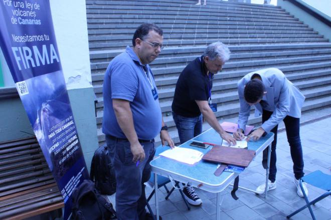 La Ley de Volcanes suma 14.500 firmas de apoyo