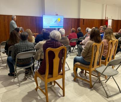 Tías se planta contra el despliegue masivo de placas solares