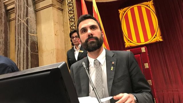 Torrent suspende el pleno de investidura de Turull