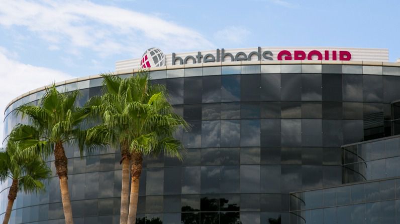 TUI compra parte de la mallorquina Hotelbeds, el mayor “banco de camas” del mundo