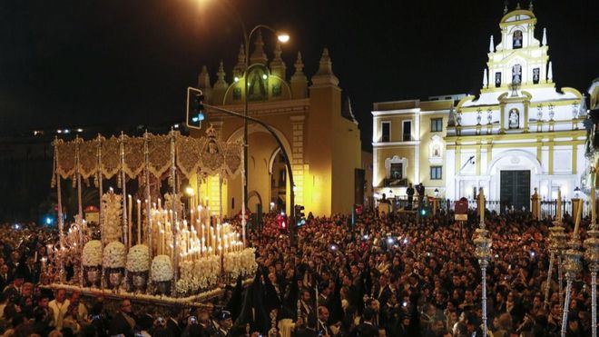 Investigado un menor por mensajes 'amenazantes' a la Semana Santa