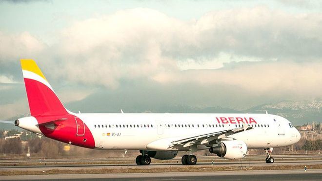 Un juez ordena el embargo de las cuentas de Iberia para que indemnice a un pasajero