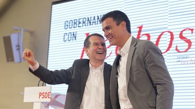 Sánchez se interesa por las actuaciones de las entidades locales
