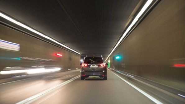 Cómo escoger las luces del coche
