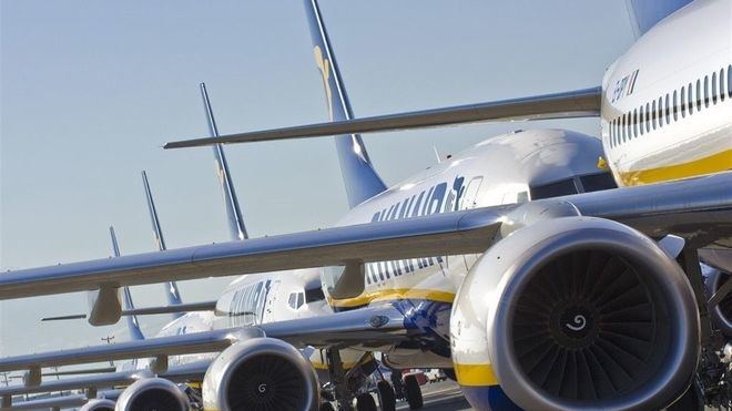 Denuncian que Ryanair deja de ingresar 20 millones al año en la Seguridad Social