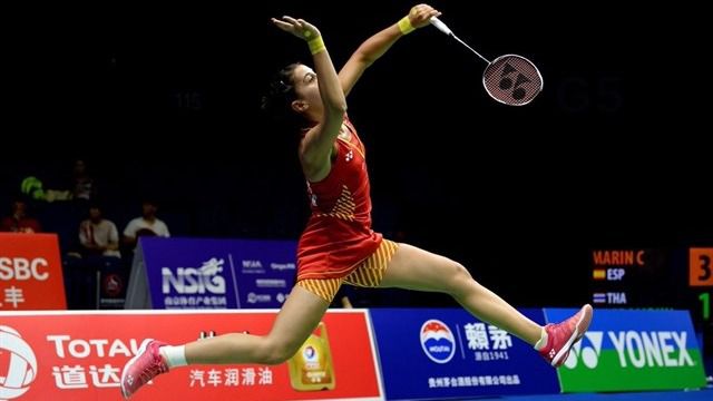 Carolina Marín arrasa ante la japonesa Sato y pasa a cuartos de final
