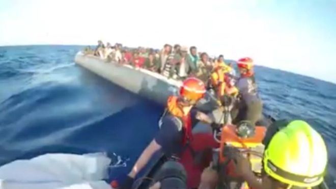 Las llegadas de migrantes a España por mar aumentan un 126% en 2018