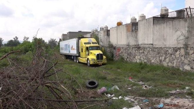 La Fiscalía de Jalisco deja 157 cadáveres en un camión ante la falta de espacio en la morgue