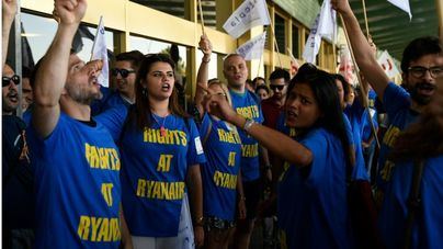 Sin acuerdo para desconvocar la huelga de Ryanair del día 28