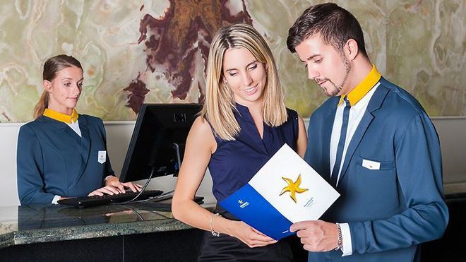 Iberostar estrenará uniformes elaborados con plástico reciclado