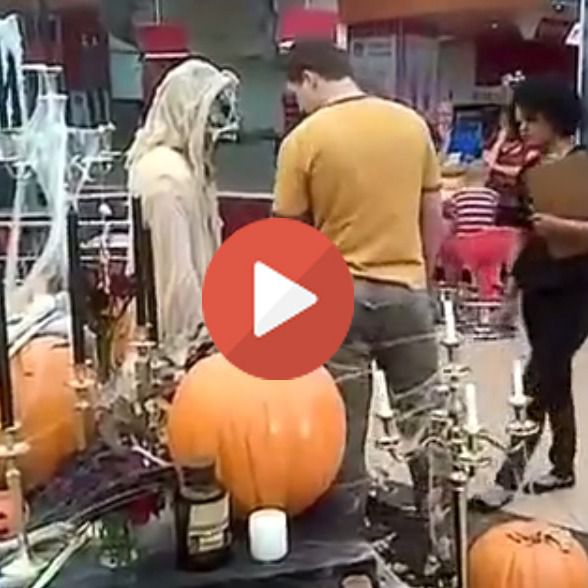 Broma de Halloween sale mal, ¿quién se lleva el susto?