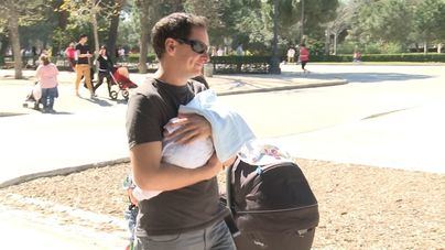El permiso de paternidad de los funcionarios en 2021 será como el de las madres