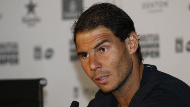 Nadal no debuta en el torneo de Bercy y cede el número uno a Djokovic