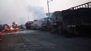 Al menos 22 muertos por una explosión junto a una planta química en China