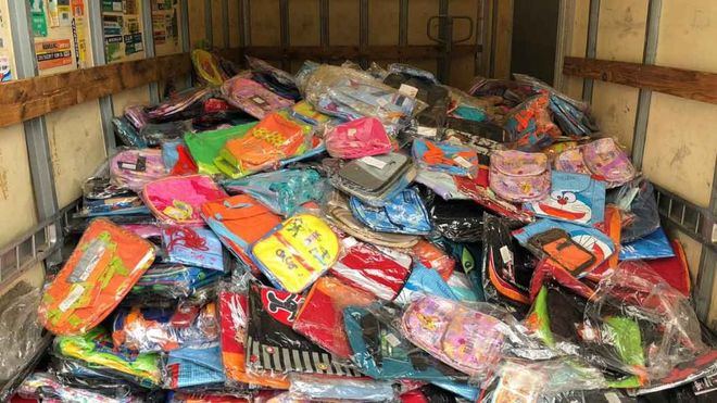 Detenido por robar 5.000 mochilas e intentar atropellar a la Policía en la huida