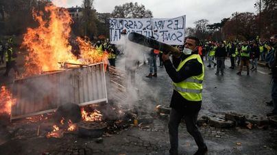 378 personas permanecen detenidas en París tras los disturbios del sábado