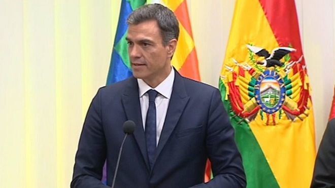 Sánchez sigue siendo el líder más valorado pero Rivera y Casado mejoran