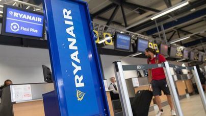 Ryanair debe garantizar el cien por cien de los vuelos a las islas durante la huelga