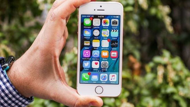 Trump pide a Apple que fabrique los iPhone en Estados Unidos y no en China