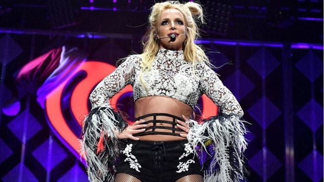 Britney Spears deja la música indefinidamente