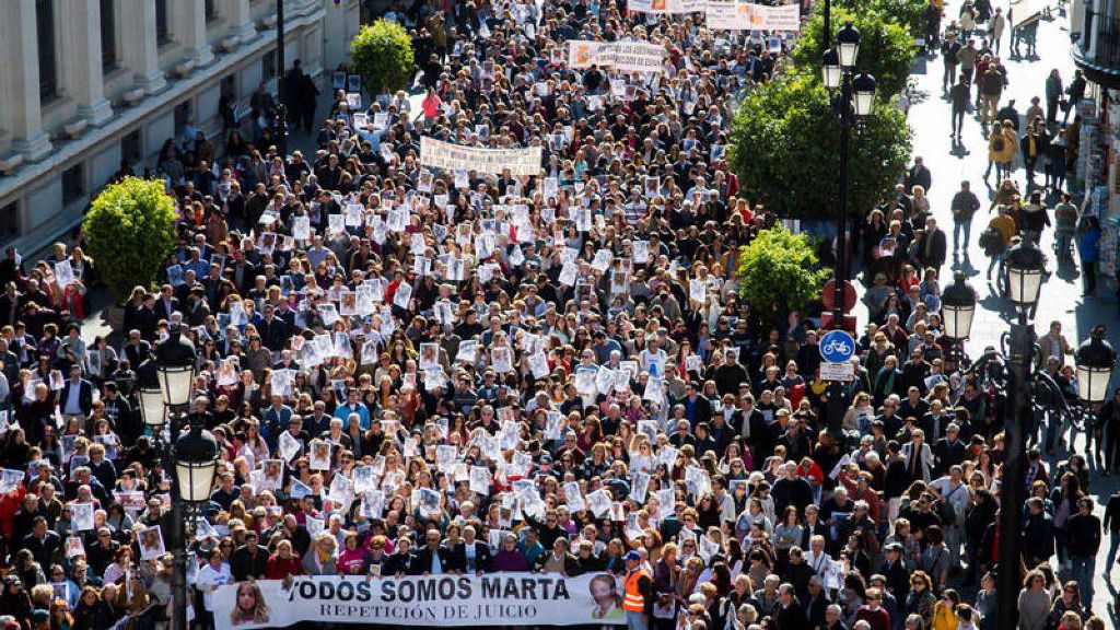 4.000 personas piden en Sevilla que se repita el juicio de Marta del Castillo