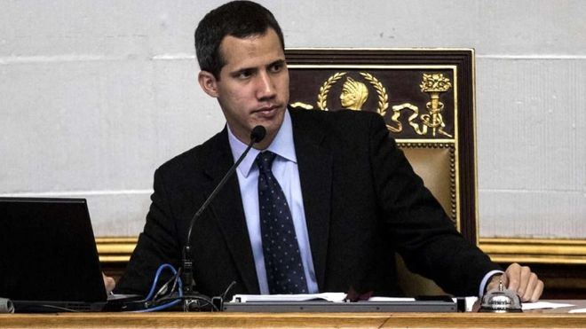 El plan de Guaidó: inversión privada para las empresas públicas y financiación internacional