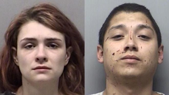 Hallan a cuatro niños menores de 5 años encerrados en jaulas de perros por sus padres