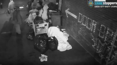 Violento ataque de un grupo de cinco personas a indigentes en Nueva York