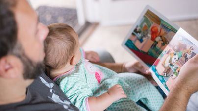 El permiso de paternidad sube a 8 semanas desde el 1 de abril