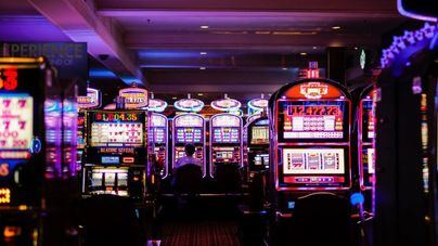 OCU pide prohibir la publicidad de juegos y apuestas