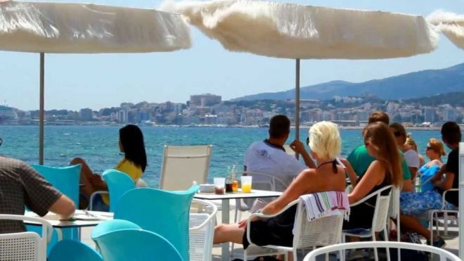 La caída del turismo británico en España sería del 15 por ciento si hay un 'Brexit duro'