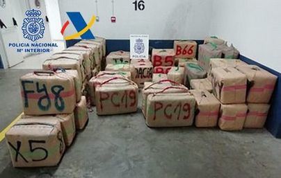Incautadas dos toneladas de hachís en una “guardería”