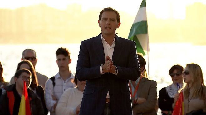 Rivera insta a Sánchez a aclarar si indultará a los separatistas