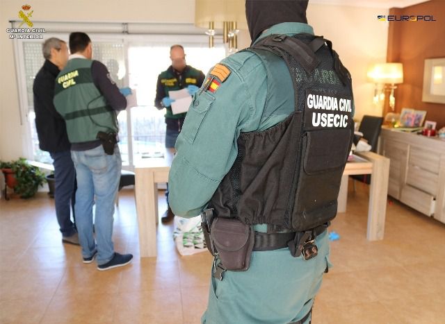 Cae una organización criminal dedicada a blanquear dinero por medio de criptomonedas