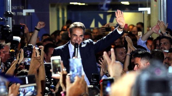 Los conservadores de Nueva Democracia ganan en Grecia con mayoría absoluta