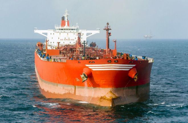 Irán da un ultimátum a Reino Unido para que devuelva el petrolero