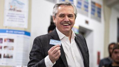 El opositor ganador de las elecciones primarias de Argentina tacha a Bolsonaro de "racista, misógino y violento"