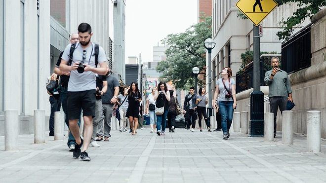 Las cámaras retroceden frente a los smartphones entre los viajeros