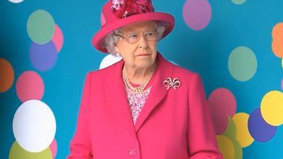 La Reina Isabel II de Inglaterra autoriza la suspensión del Parlamento británico hasta octubre