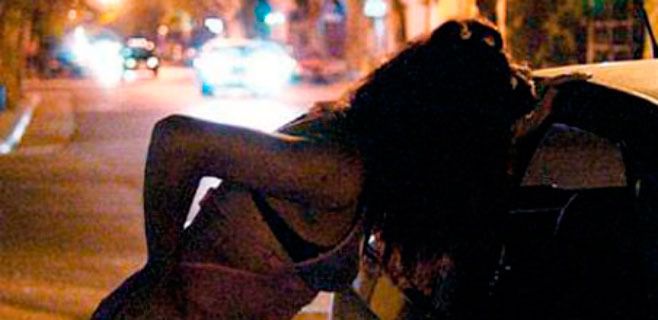 Luis, 23 años: 'Un francés completo, por favor. Con anal después'