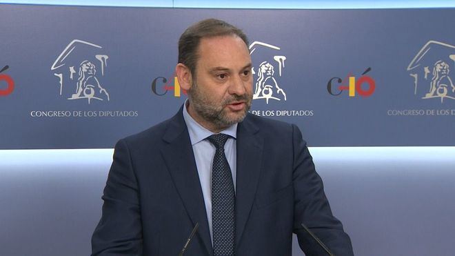 Ábalos: 'plantean dudas sobre el descuento aéreo quienes quieren usarlo electoralmente'